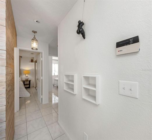 1022 8TH STREET N, St Petersburg, FL 33701