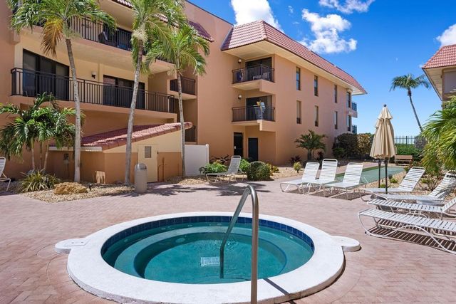 6005 GULF DRIVE 219, Holmes Beach, FL 34217