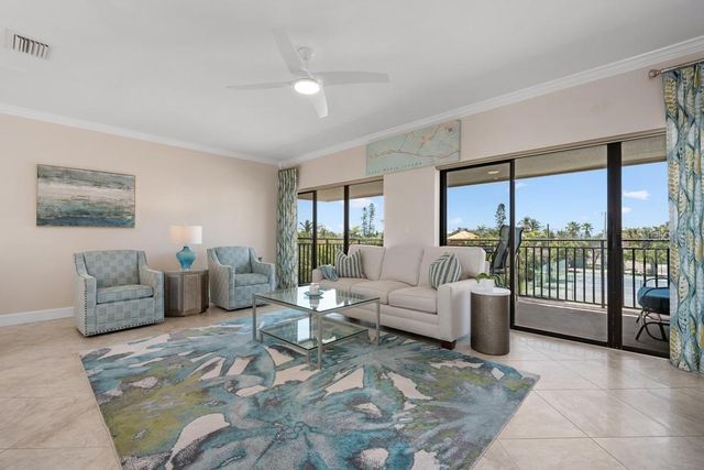 6005 GULF DRIVE 219, Holmes Beach, FL 34217