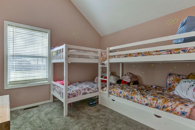 325 Southview Drive, Branson, MO 65616