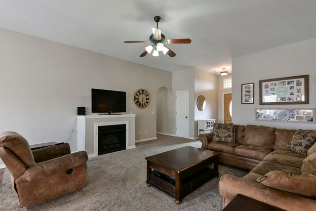 325 Southview Drive, Branson, MO 65616