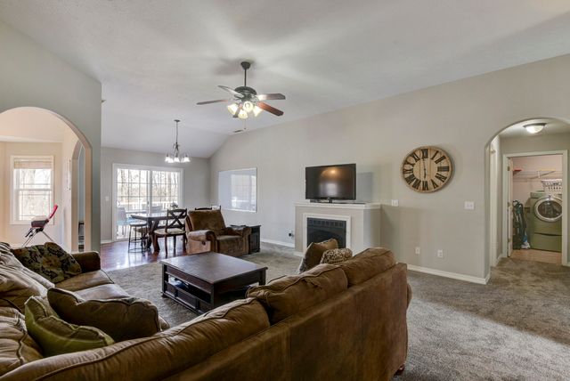 325 Southview Drive, Branson, MO 65616