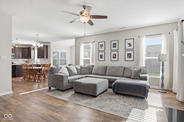 4355 Homestead Drive, Whitestown, IN 46075