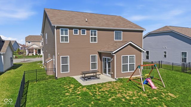 4355 Homestead Drive, Whitestown, IN 46075