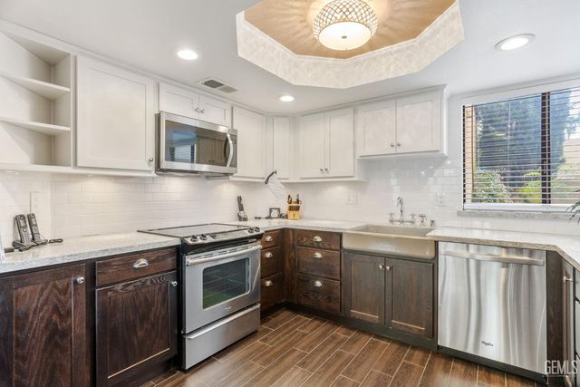 14500 Las Palmas Drive 16, Bakersfield, CA 93306
