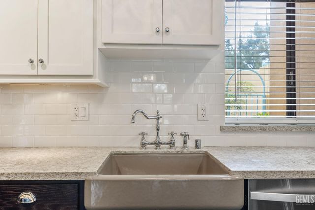 14500 Las Palmas Drive 16, Bakersfield, CA 93306