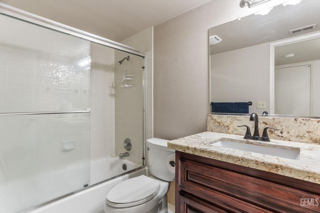 14500 Las Palmas Drive 16, Bakersfield, CA 93306