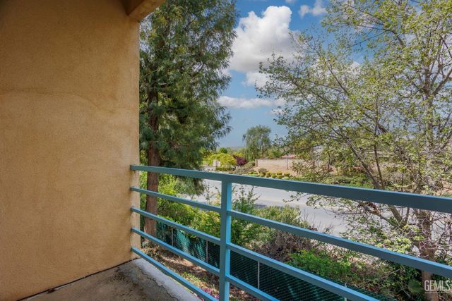 14500 Las Palmas Drive 16, Bakersfield, CA 93306