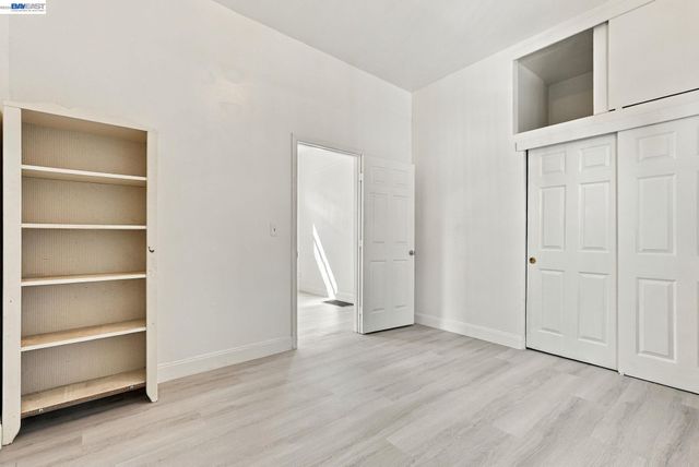 2207 13th Ave, Oakland, CA 94606