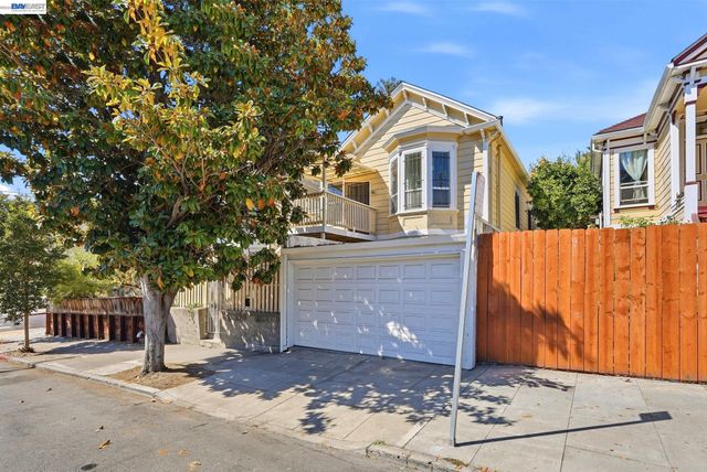 2207 13th Ave, Oakland, CA 94606