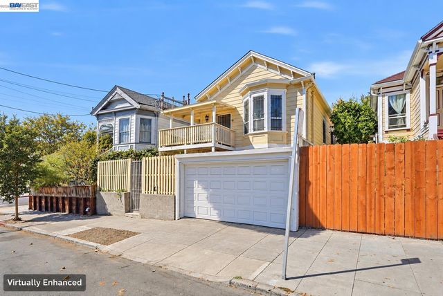 2207 13th Ave, Oakland, CA 94606