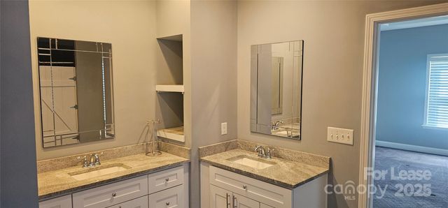 211 Scottish Highland Road, Clover, SC 29710