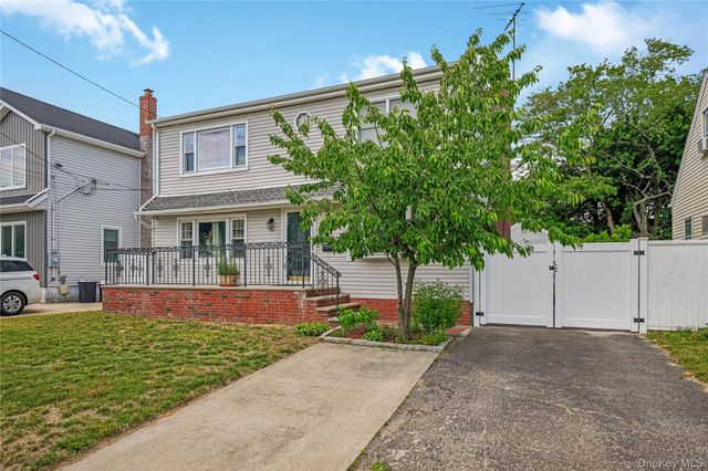 407 Sheridan Boulevard, Inwood, NY 11096