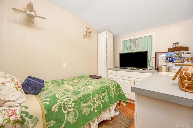 407 Sheridan Boulevard, Inwood, NY 11096