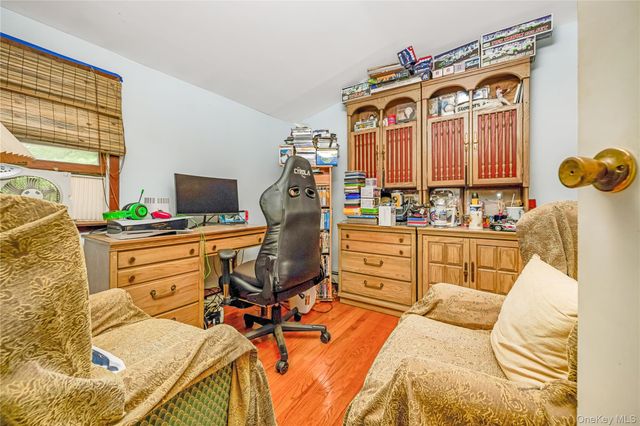 407 Sheridan Boulevard, Inwood, NY 11096