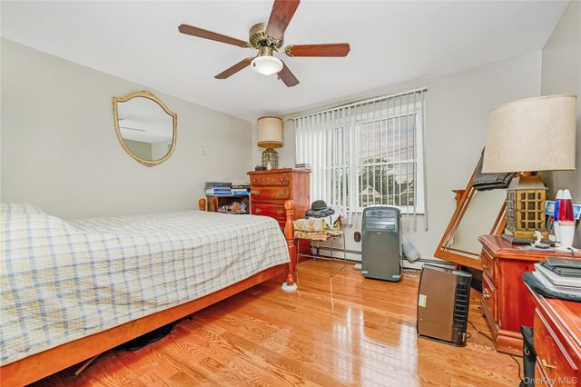 407 Sheridan Boulevard, Inwood, NY 11096