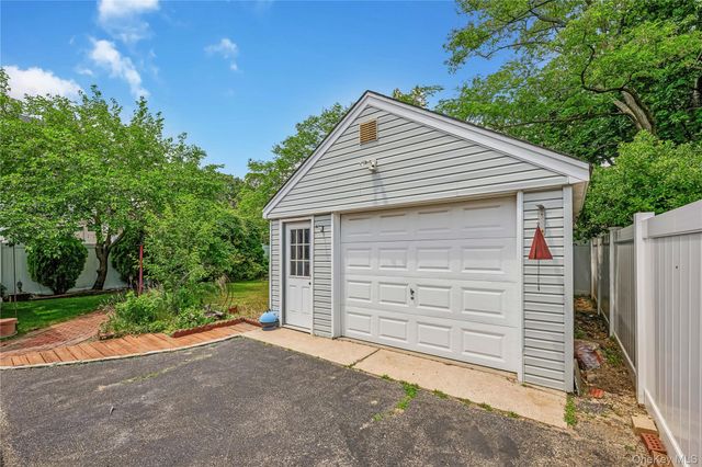 407 Sheridan Boulevard, Inwood, NY 11096
