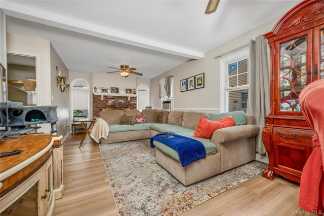 407 Sheridan Boulevard, Inwood, NY 11096