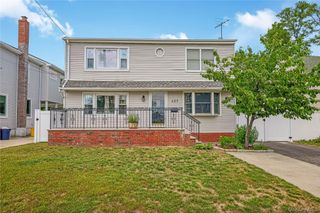 407 Sheridan Boulevard, Inwood, NY 11096
