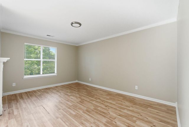 421 Redding Road 118, Lexington, KY 40517
