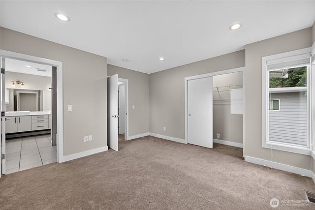 11838 79th Avenue S, Seattle, WA 98178