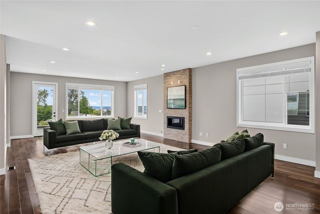 11838 79th Avenue S, Seattle, WA 98178