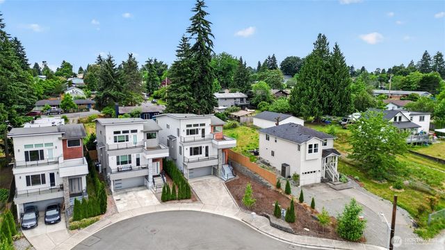 11838 79th Avenue S, Seattle, WA 98178