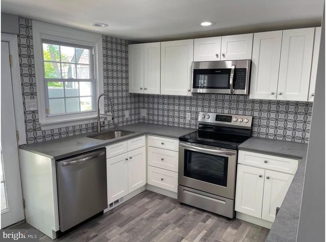 425 MAIN ST, Royersford, PA 19468