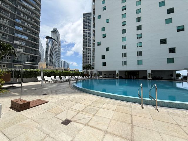 55 SE 6th St 3900, Miami, FL 33131