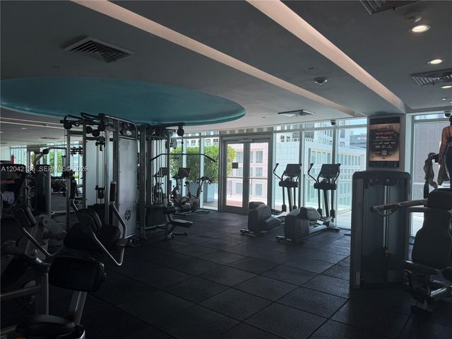 55 SE 6th St 3900, Miami, FL 33131