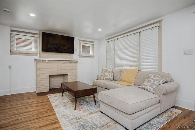 619 6th Street, Niagara Falls, NY 14301