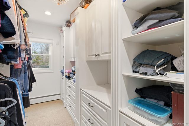 23 Astro Place, Dix Hills, NY 11746