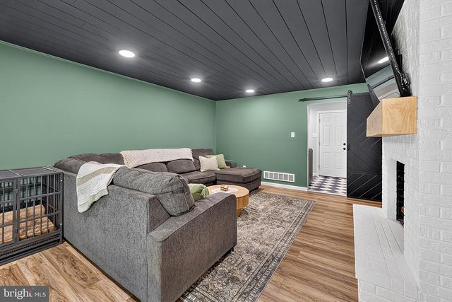 161 RIDGE RD, Southampton, NJ 08088