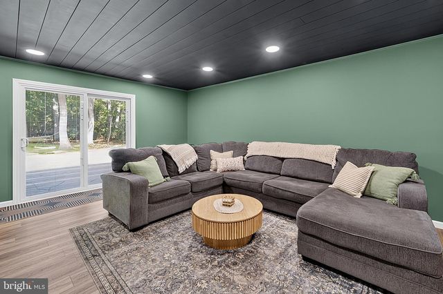 161 RIDGE RD, Southampton, NJ 08088