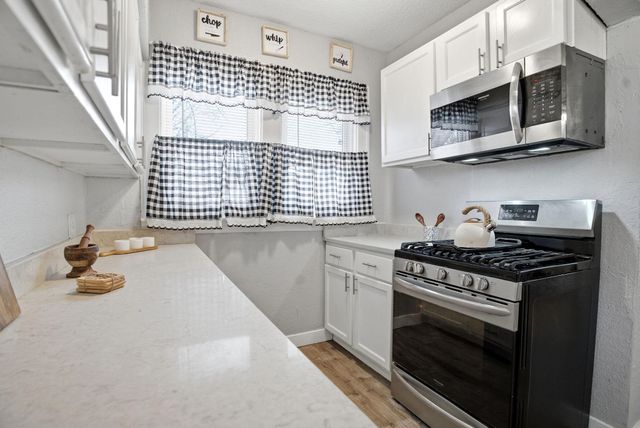 3250 Newton Avenue N, Minneapolis, MN 55412