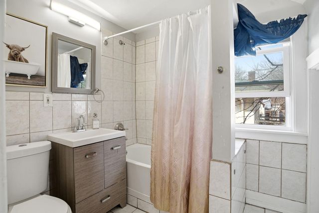 3250 Newton Avenue N, Minneapolis, MN 55412