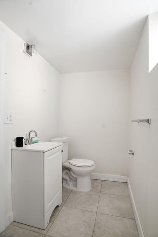 3250 Newton Avenue N, Minneapolis, MN 55412