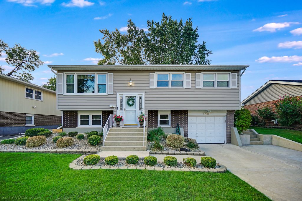 7445 161 Street, Tinley Park, IL 60477 — exterior