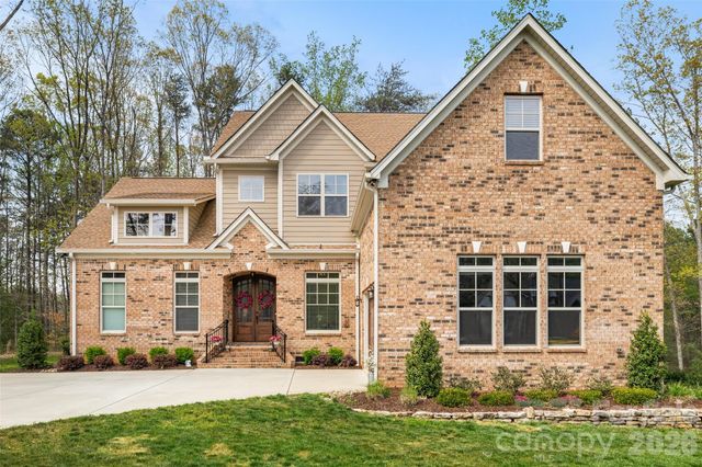 832 Bellegray Road, Clover, SC 29710