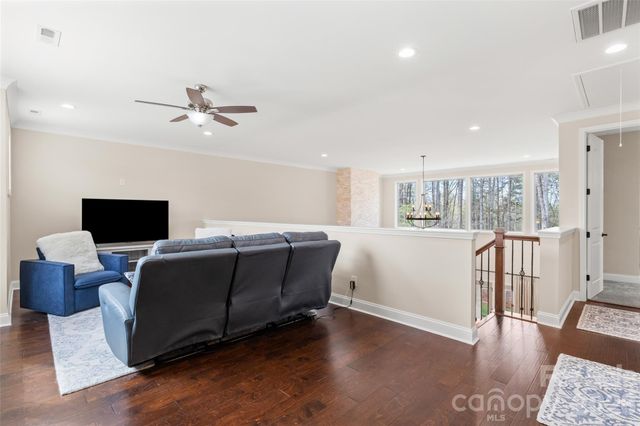 832 Bellegray Road, Clover, SC 29710