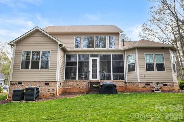 832 Bellegray Road, Clover, SC 29710