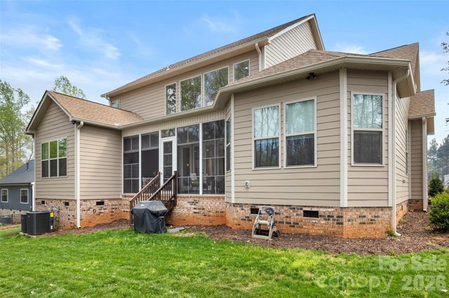 832 Bellegray Road, Clover, SC 29710