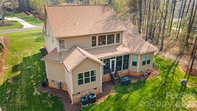 832 Bellegray Road, Clover, SC 29710