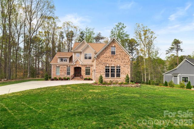 832 Bellegray Road, Clover, SC 29710