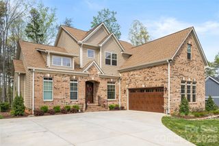 832 Bellegray Road, Clover, SC 29710