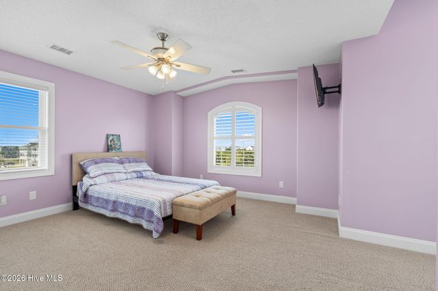 128 Blockade Runner Drive, Supply, NC 28462