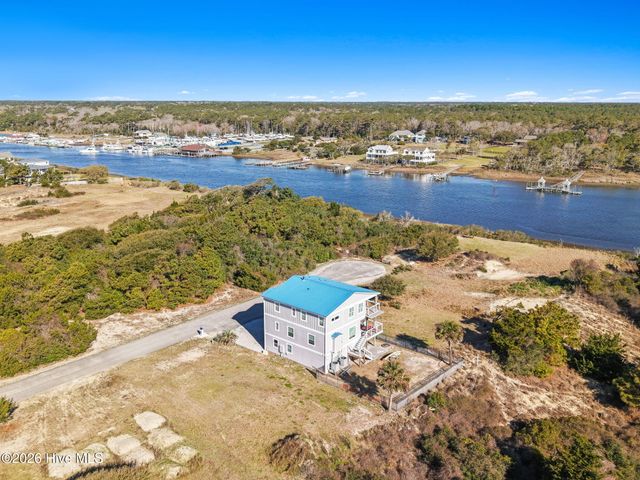 128 Blockade Runner Drive, Supply, NC 28462