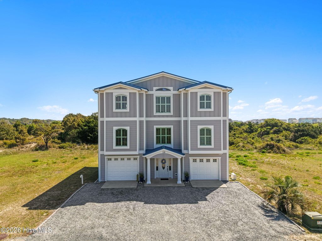 128 Blockade Runner Drive, Supply, NC 28462