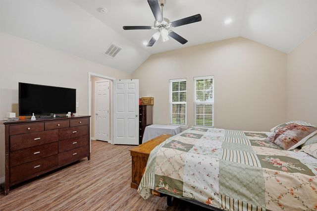 508 Simpson Drive, Southmayd, TX 75092