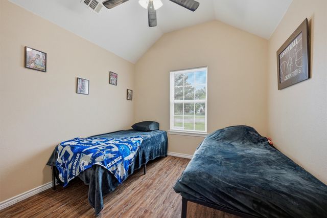 508 Simpson Drive, Southmayd, TX 75092